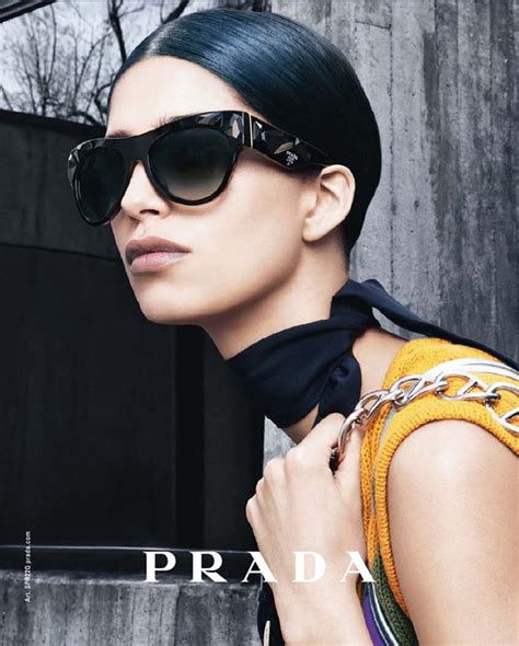 lunette prada solaire femme.
